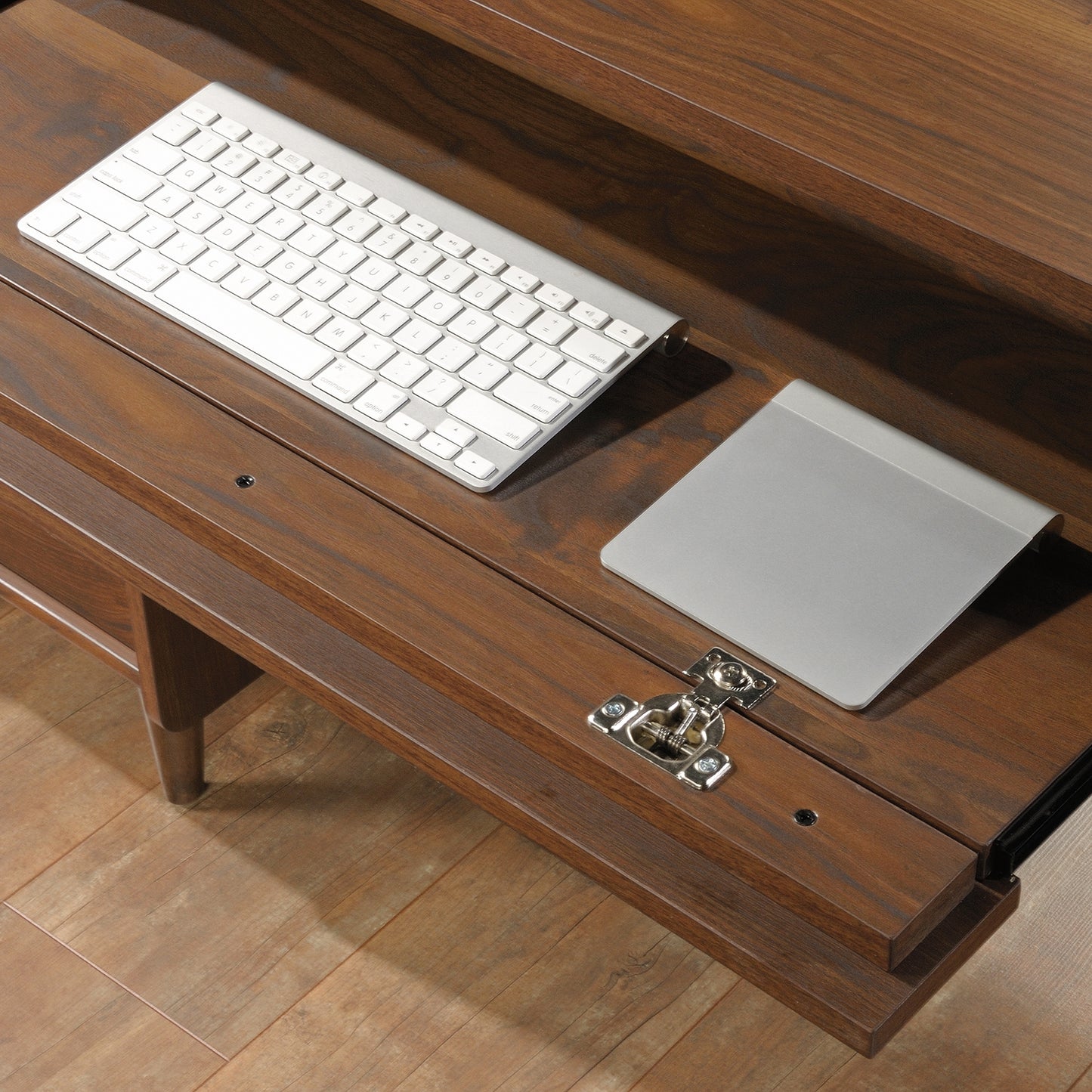 Teknik Clifton Place Executive Desk - Work Well HQ