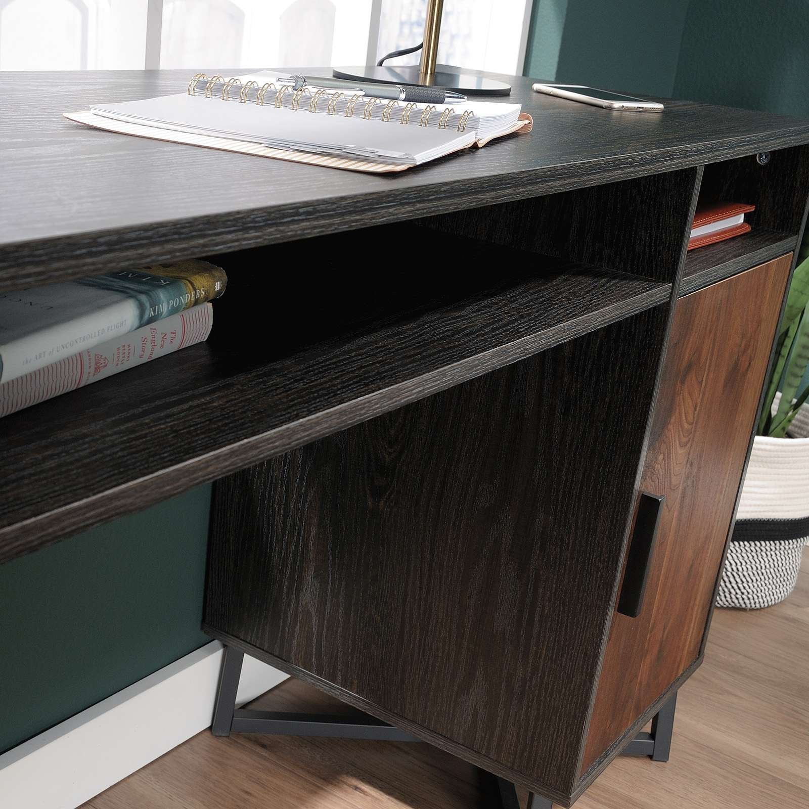 Teknik Office Canyon Lane Desk - Work Well HQ